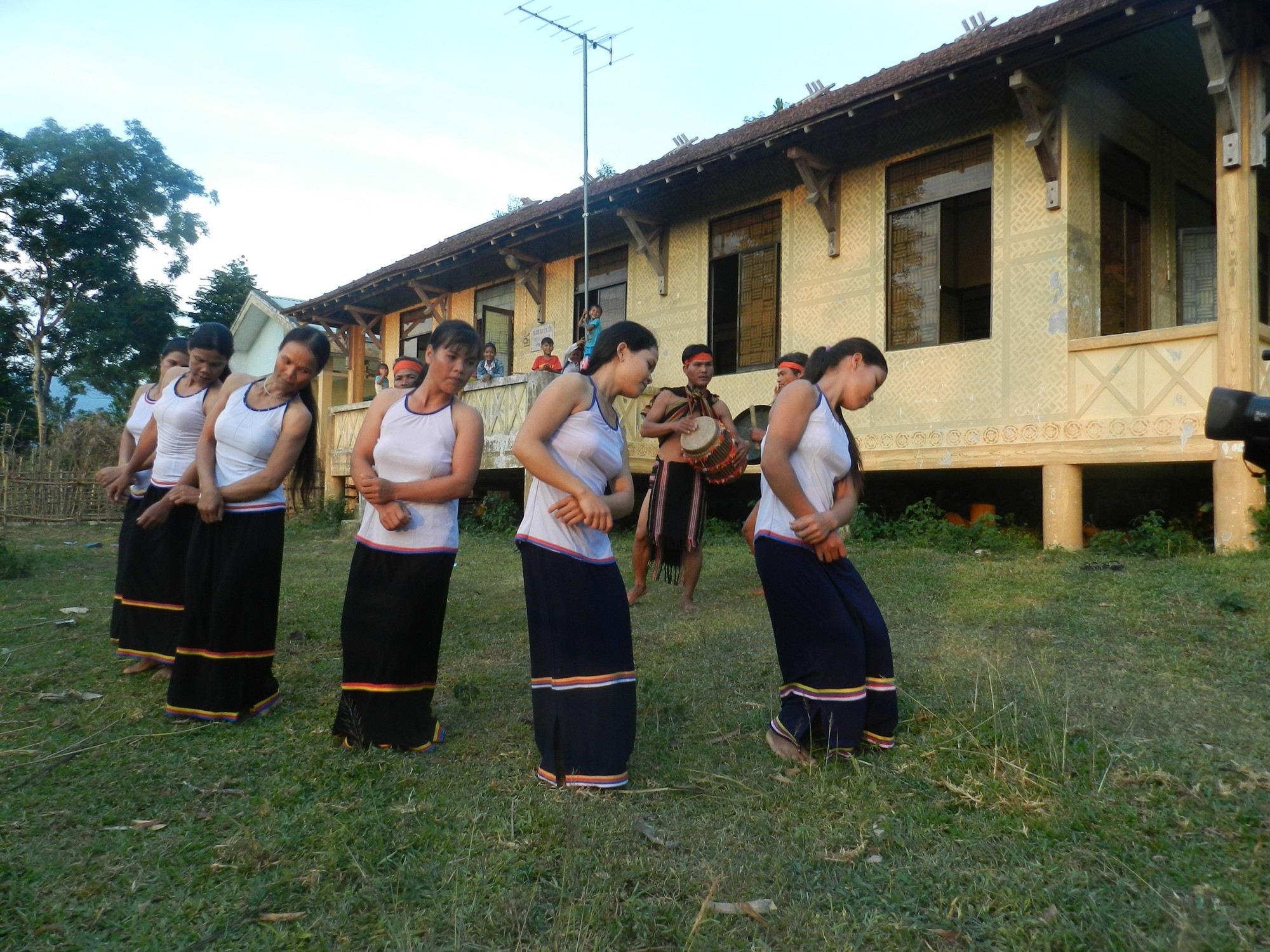 Chiêng Kor vang vọng đại ngàn - Ảnh 2.