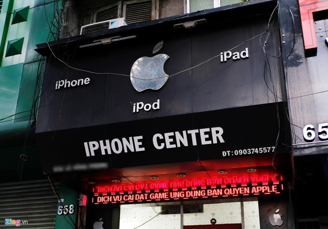 'Làm ăn' với Apple để bán iPhone như thế nào?