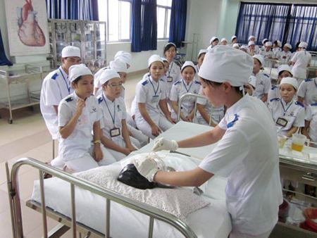 Điều dưỡng viên Việt Nam có khả năng làm việc tại Đức