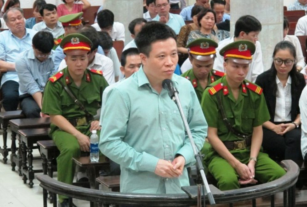Hà Văn Thắm nhận tội thay cấp dưới - Ảnh 1.