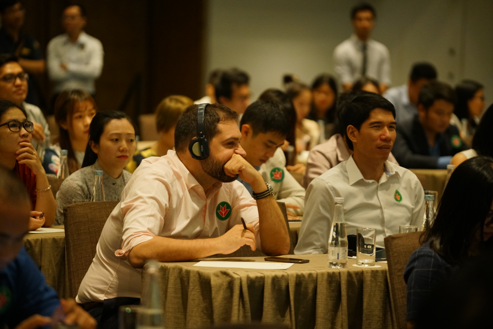 Nhà đầu tư nước ngoài đăng ký chi 1,2 tỉ USD mua cổ phiếu VPBank - Ảnh 2.
