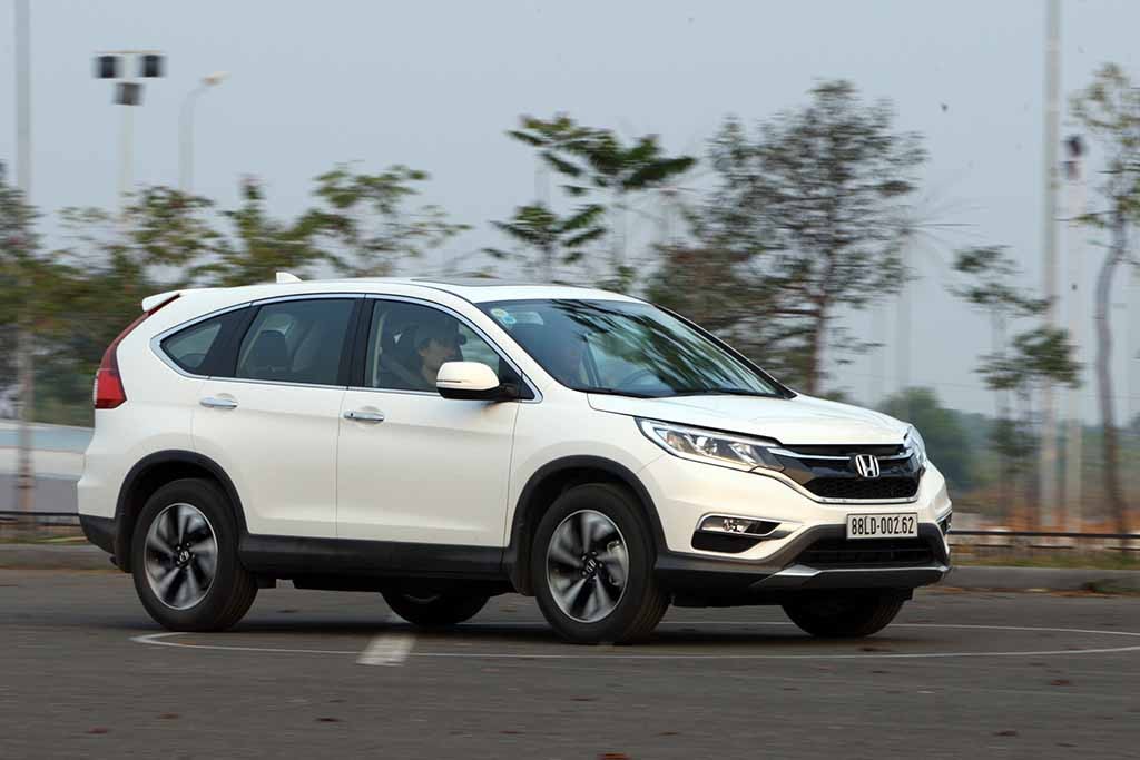 
Honda CR-V giảm tới 100 triệu
