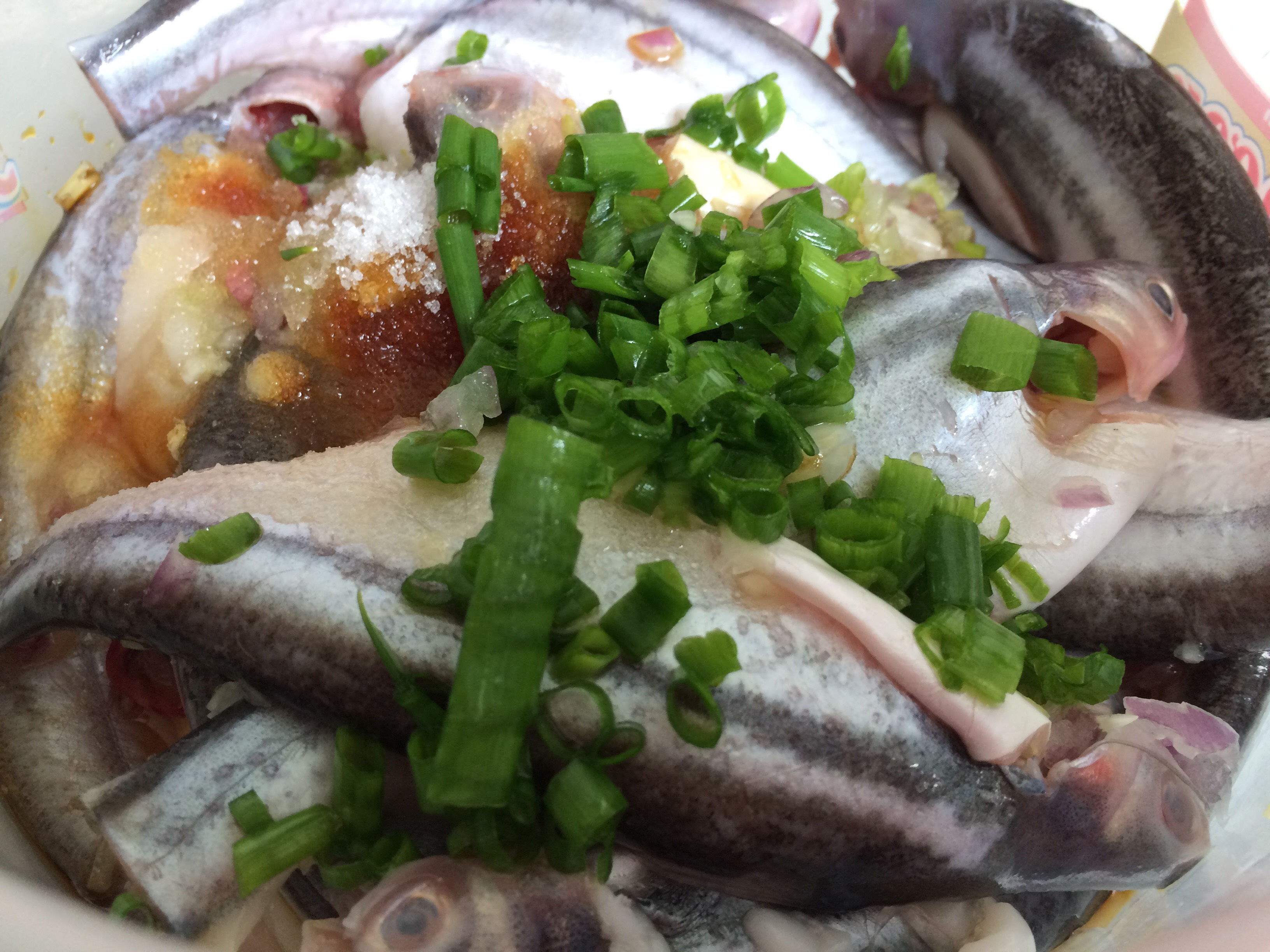 Cá xác sọc kho lạt chấm rau 'giải ngấy' sau Tết