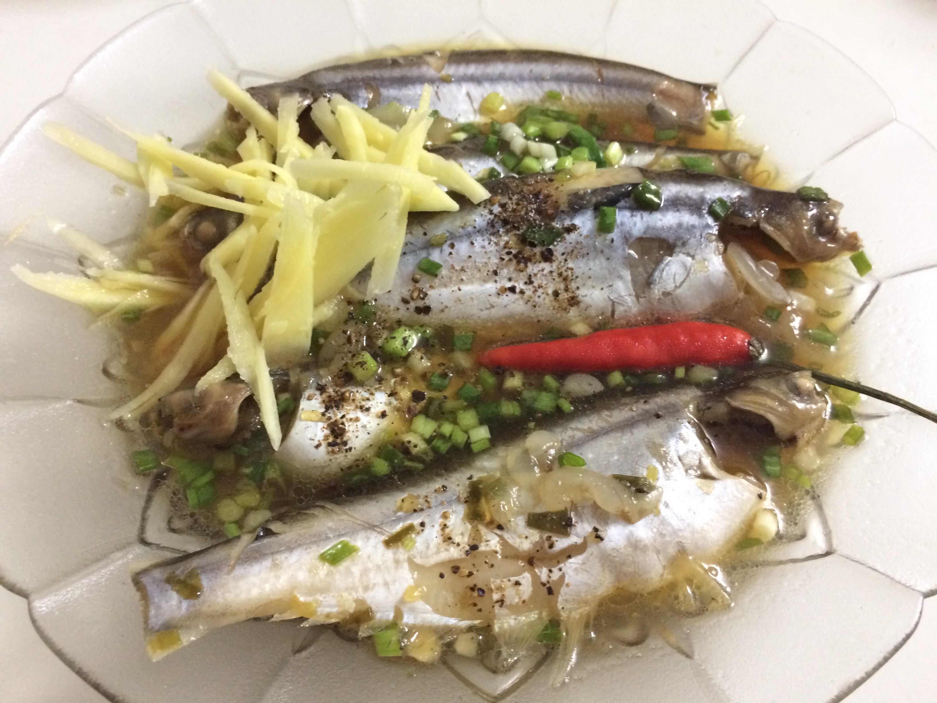 Cá xác sọc kho lạt chấm rau 'giải ngấy' sau Tết