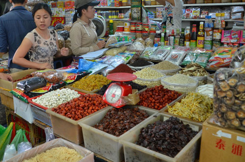 Nông sản Trung Quốc nhập sang Việt Nam ngày càng nhiều Ảnh: Tấn Thạnh