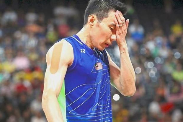 Lee Chong Wei ngã dập gối, sốc với Hiệp hội cầu lông Malaysia - Báo Người  lao động