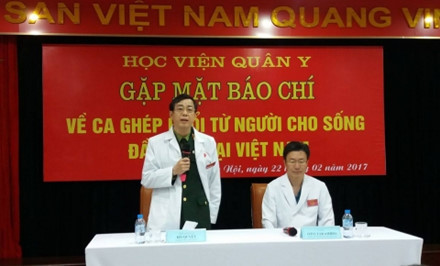 
Thiếu tướng, GS.TS Đỗ Quyết – Giám đốc Học viện Quân y phát biểu tại buổi họp báo
