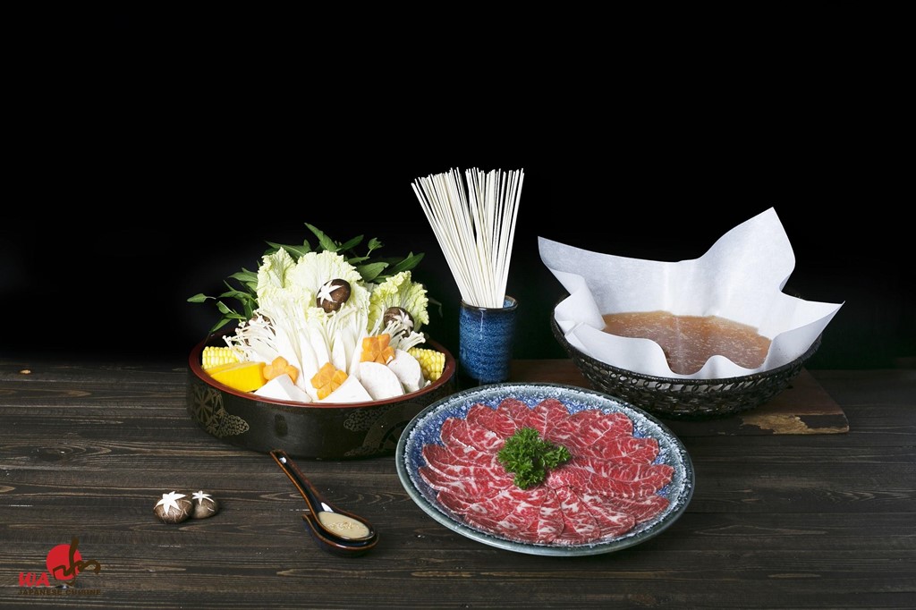 Lẩu giấy - món ăn kỳ lạ của đất nước Nhật Bản