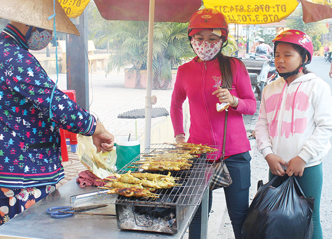 Mưa rồi, về Bảy núi kịp hưởng đặc sản - Ảnh 1.