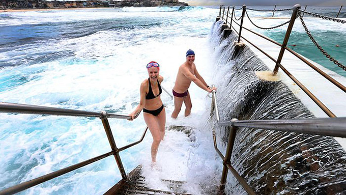 Bể bơi giữa biển khơi - nơi hút khách bậc nhất ở Sydney - Ảnh 7.