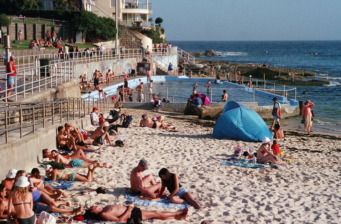 Bể bơi giữa biển khơi - nơi hút khách bậc nhất ở Sydney - Ảnh 8.