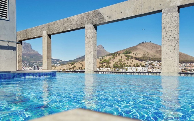 10 khách sạn có bể bơi sân thượng đẹp nhất - Ảnh 8.