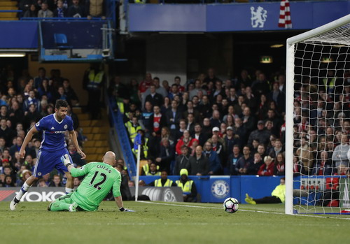 Chelsea tiến sát ngôi vương, tiễn Middlesbrough xuống hạng - Ảnh 3.