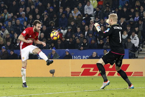 Juan Mata suýt lập cú đúp trong trận