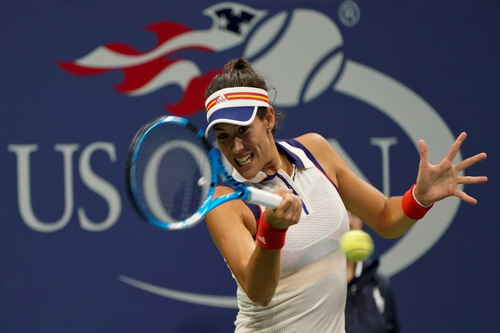 Búp bê Sharapova chia tay giải Mỹ mở rộng - Ảnh 4.