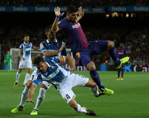 Messi lập hat-trick, Barcelona thắng đậm đại chiến Catalunya - Ảnh 2.