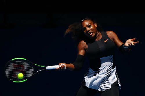 Serena khẳng định sức mạnh vượt trội