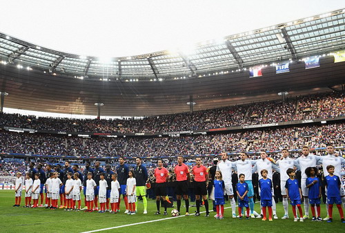 Hậu vệ ghi bàn, Pháp hạ nhục tuyển Anh ở Stade de France - Ảnh 2.