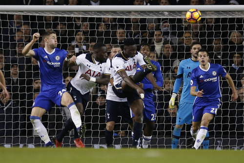 Wanyama trong pha bóng tấn công của Tottenham