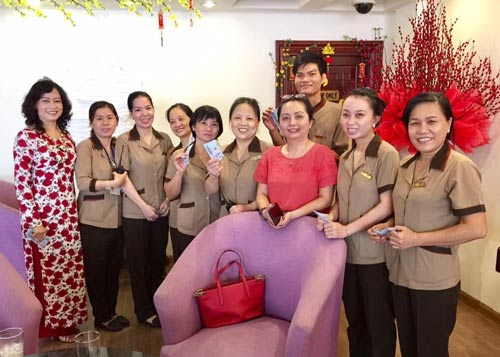 Lãnh đạo Công đoàn Tổng Công ty Du lịch Sài Gòn thăm, chúc Tết CNVC-LĐ khách sạn Rex