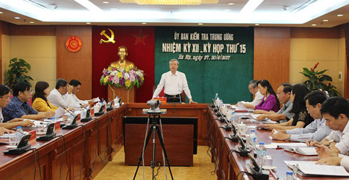 Thứ trưởng Hồ Thị Kim Thoa vi phạm nghiêm trọng về mua cổ phần - Ảnh 1.