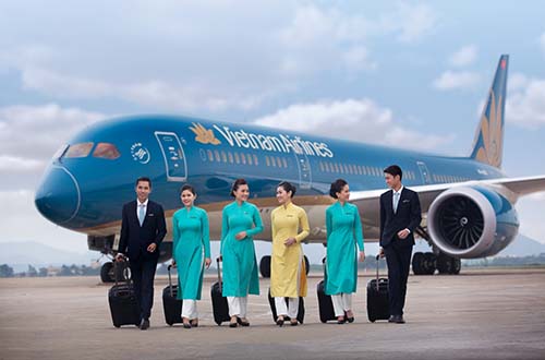 
Vietnam Airlines đang khai thác cùng lúc 2 dòng máy bay thế hệ mới Boeing 787-9 và Airbus 350XWB Ảnh: Ngọc Hằn
