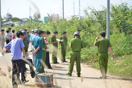 Bắt thanh niên siết cổ cướp xe ôm ở Sài Gòn - Ảnh 1.