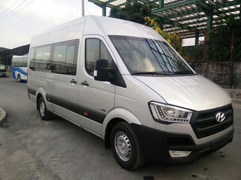 Cho thuê xe Hyundai Solati 16 chỗ giá tốt dịch vụ chu đáo  DKT Transport