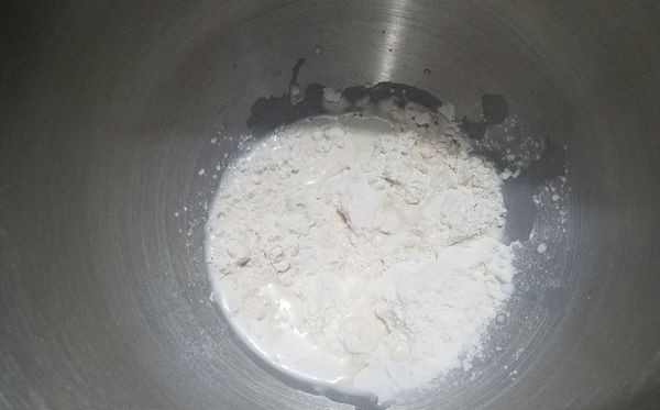 Vào bếp làm pizza nhân tôm, ngon khó cưỡng - Ảnh 2.
