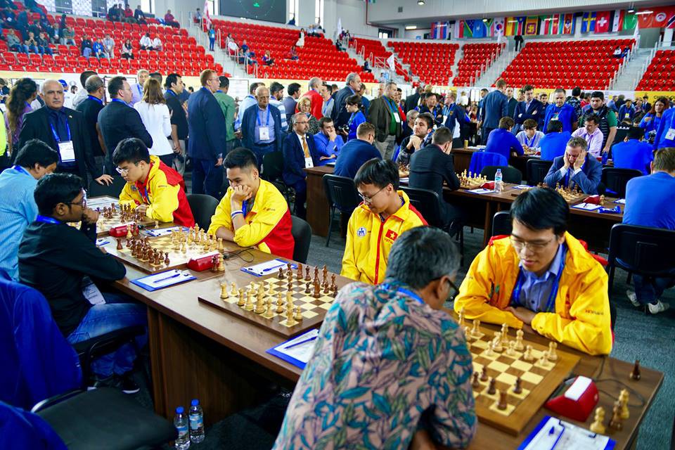 Đội tuyển cờ vua Việt Nam: Đội tuyển cờ vua Việt Nam đang là một trong những đội tuyển cờ vua tốt nhất khu vực Đông Nam Á. Với bộ ba \