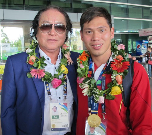 Võ Thanh Tùng giành HCV, phá kỷ lục châu Á bơi người khuyết tật - Ảnh 1.