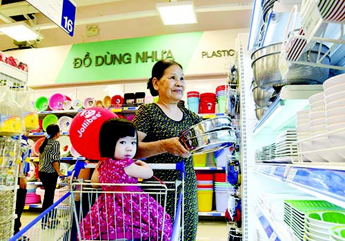 Hệ thống bán lẻ Việt thu hút hàng triệu khách mỗi ngày