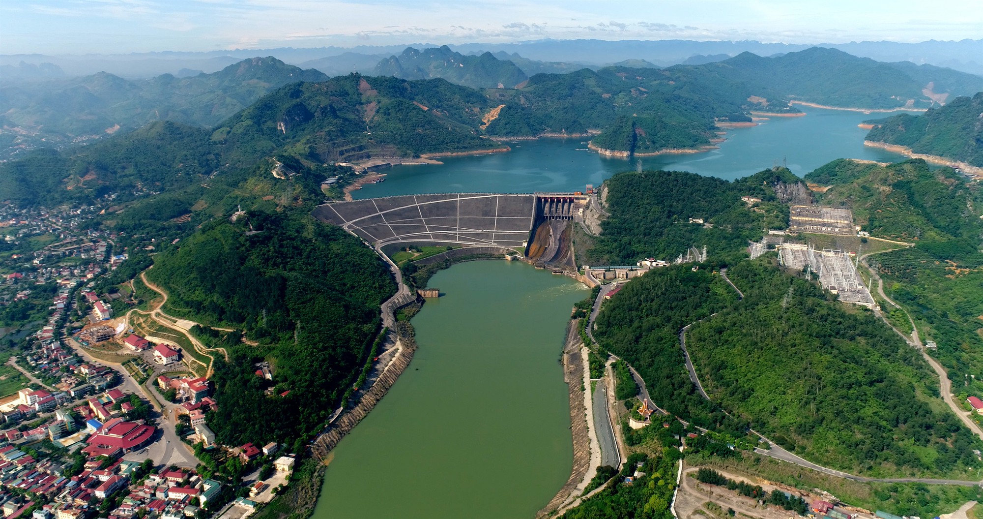 Việt Nam Mối quan hệ giữa phát triển thủy điện và vấn đề chi phí tài  nguyên môi trường