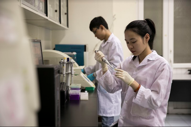 ĐH quốc gia thủ đô hà nội đứng thứ 502 khắp năm châu trong mảng vật lý - Ảnh 1. ĐH quốc gia thành phố hà nội đứng thứ 502 khắp thế giới trong lĩnh vực vật lý - Ảnh 1.