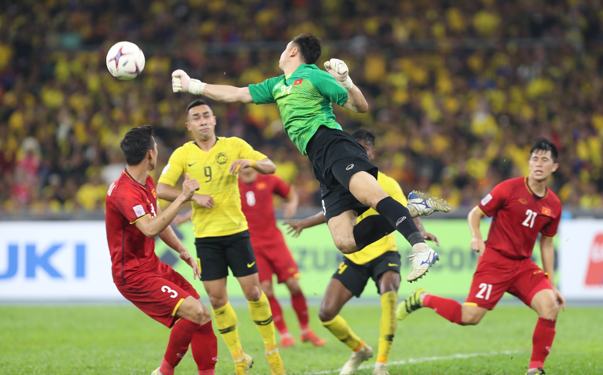 HLV Park Hang-seo gọi lại Đình Trọng dự Asian Cup 2019? - Ảnh 1. HLV Park Hang-seo gọi lại Đình Trọng dự Asian Cup 2019? - Ảnh 1.
