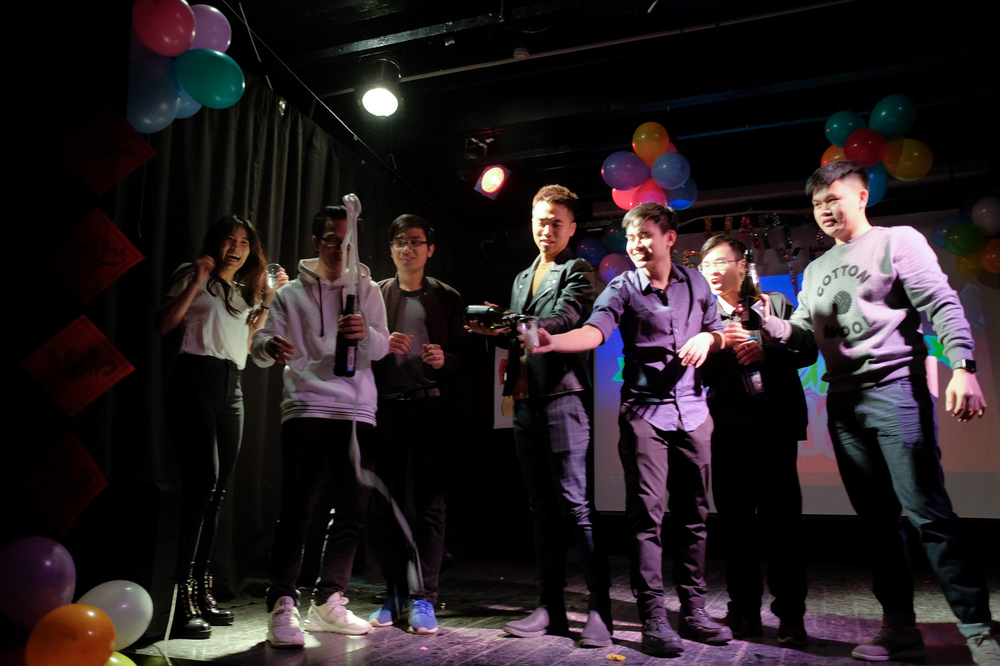 Du học sinh ăn Tết xa nhà: Trào dâng nỗi nhớ - Ảnh 10. Du học trò ăn Tết xa nhà: Trào dâng nỗi nhớ - Ảnh 10.