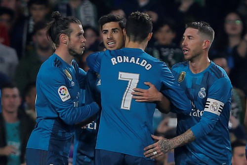 Rượt đuổi tỉ số khó tin, Real Madrid thắng đẹp chủ nhà Betis - Ảnh 5.