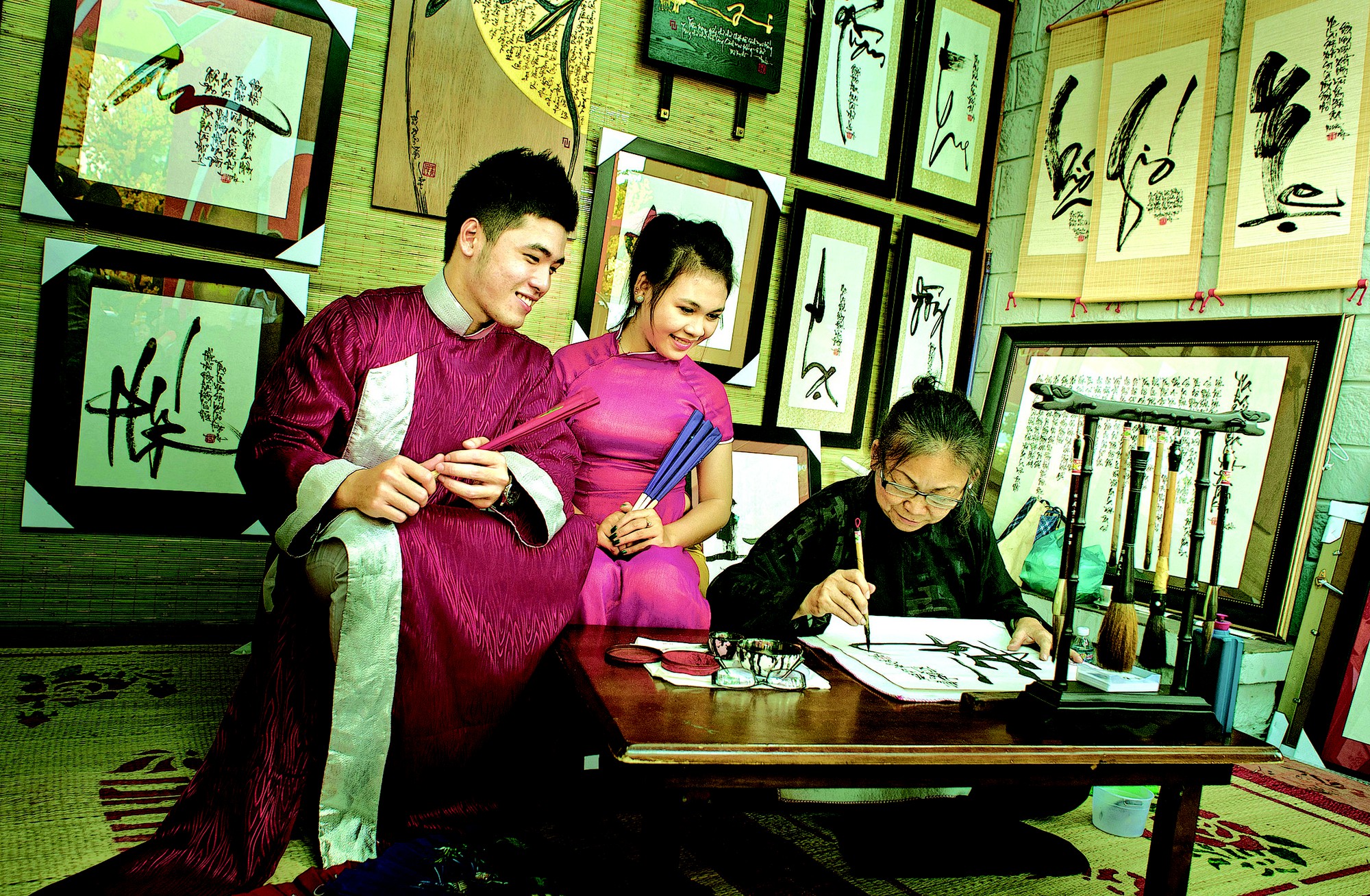 Lớp học chữ Nho nội thị - Ảnh 1. Lớp học chữ Nho trong thành phố - Ảnh 1.