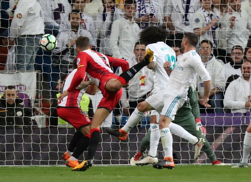 Đại tiệc bàn thắng ở Bernabeu, Ronaldo vùi dập Girona - Ảnh 3.