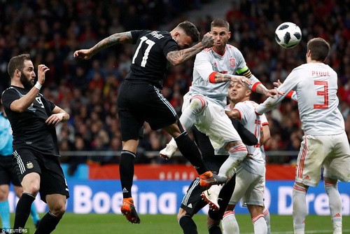 Vắng sao Messi, Argentina thảm bại dưới tay Tây Ban Nha - Ảnh 2.