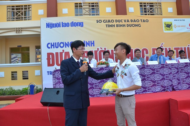 Đưa trường học đến thí sinh 2018 ở Bình Dương: sĩ tử muốn phát triển thành 1 trong 5 shark tank - Ảnh 38. Đưa trường học đến thí sinh 2018 ở Bình Dương: sĩ tử muốn trở thành 1 trong 5 shark tank - Ảnh 38.