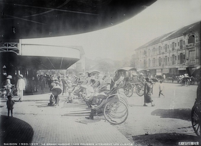 Chợ Bến Thành hơn 90 năm trước, khi xe máy chưa xuất hiện - Ảnh 4.