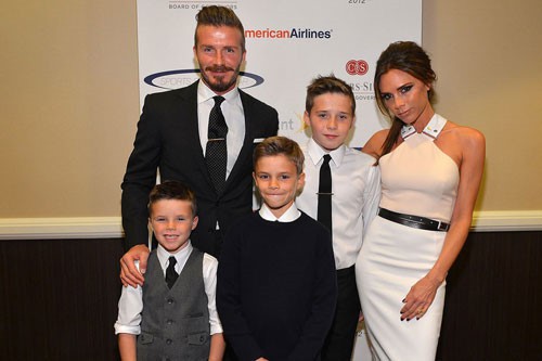 Gia đình hạnh phúc của Beckham và 4 người con sau 20 năm - Ảnh 4.