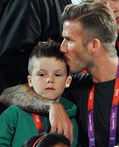 Gia đình hạnh phúc của Beckham và 4 người con sau 20 năm - Ảnh 8.