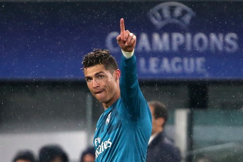 Ronaldo lập siêu phẩm, xô đổ hàng loạt kỷ lục châu Âu - Ảnh 4.