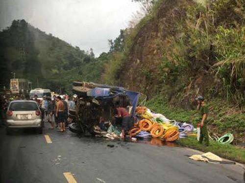Tai nạn kinh hoàng tại dốc Cun, 4 người thương vong - Ảnh 11.