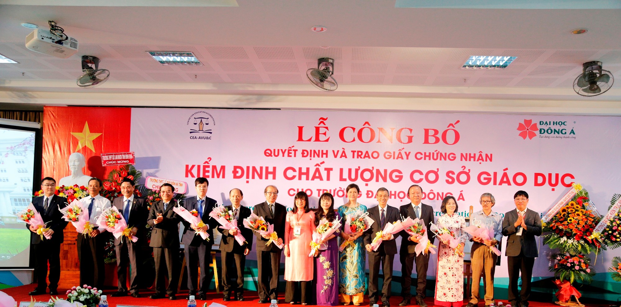 Trường Đại học Đông Á đạt chuẩn kiểm định chất lượng giáo dục - Ảnh 3. Trường Đại học Đông Á đạt tiêu chuẩn kiểm định chất lượng giáo dục - Ảnh 3.