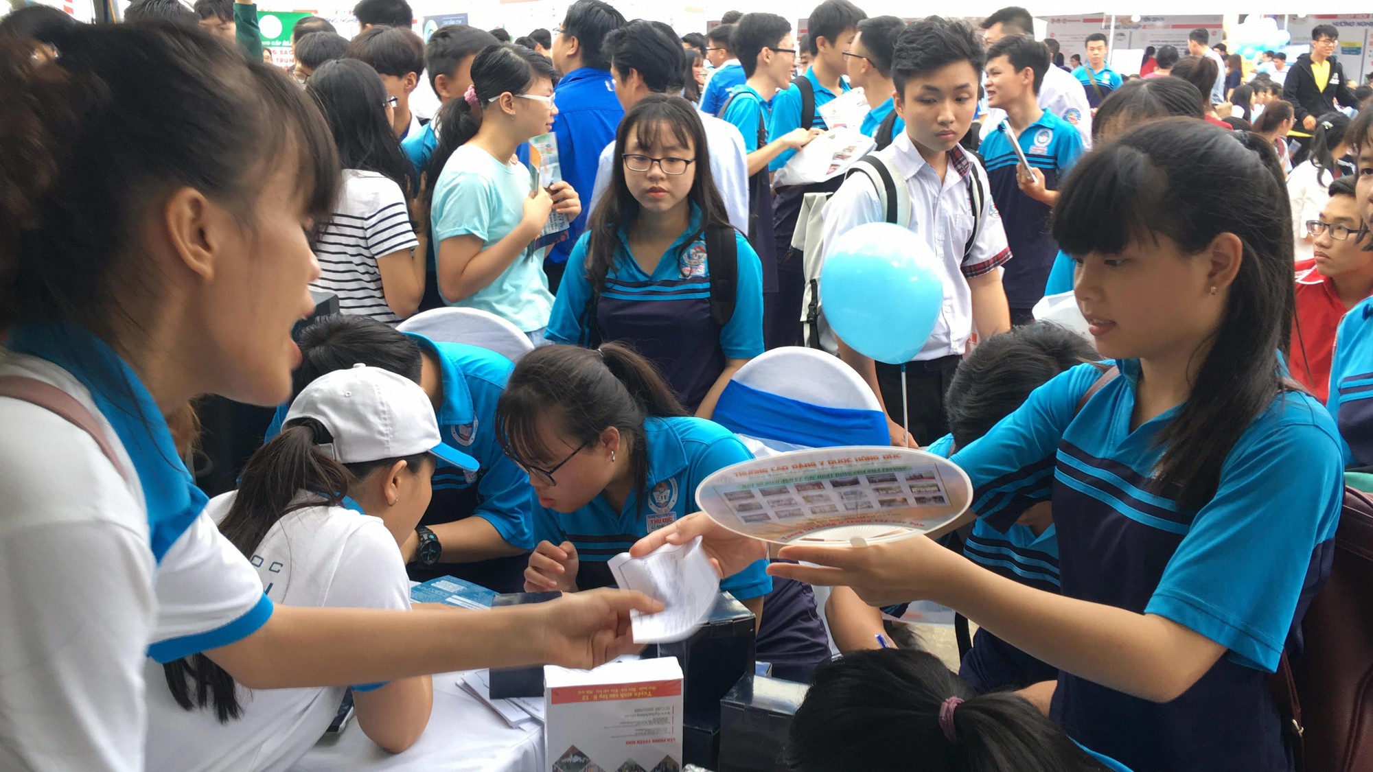 Giáo dục nghề nghiệp chật vật tuyển sinh - Ảnh 1. Giáo dục nghề nghiệp chật vật tuyển sinh - Ảnh 1.