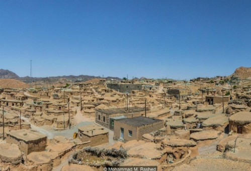 Ngôi làng của những người tí hon ở Iran - Ảnh 2.