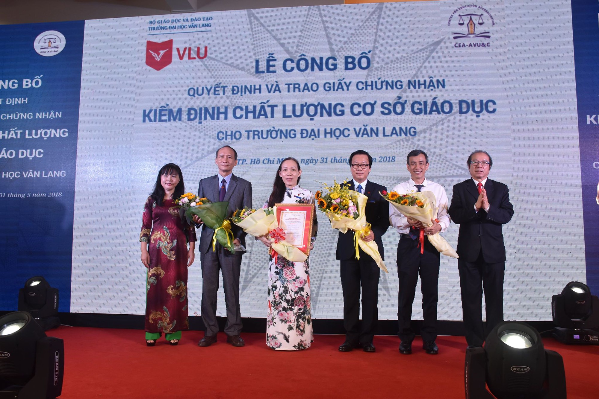 Thêm 2 trường đh tư được chứng thực đạt kiểm định chất lượng - Ảnh 1. Thêm 2 trường đại học tư được chứng nhận đạt kiểm định uy tín chất lượng - Ảnh 1.